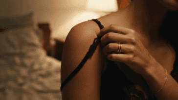 Rencontre beurette à Dijon - femme arabe coquine